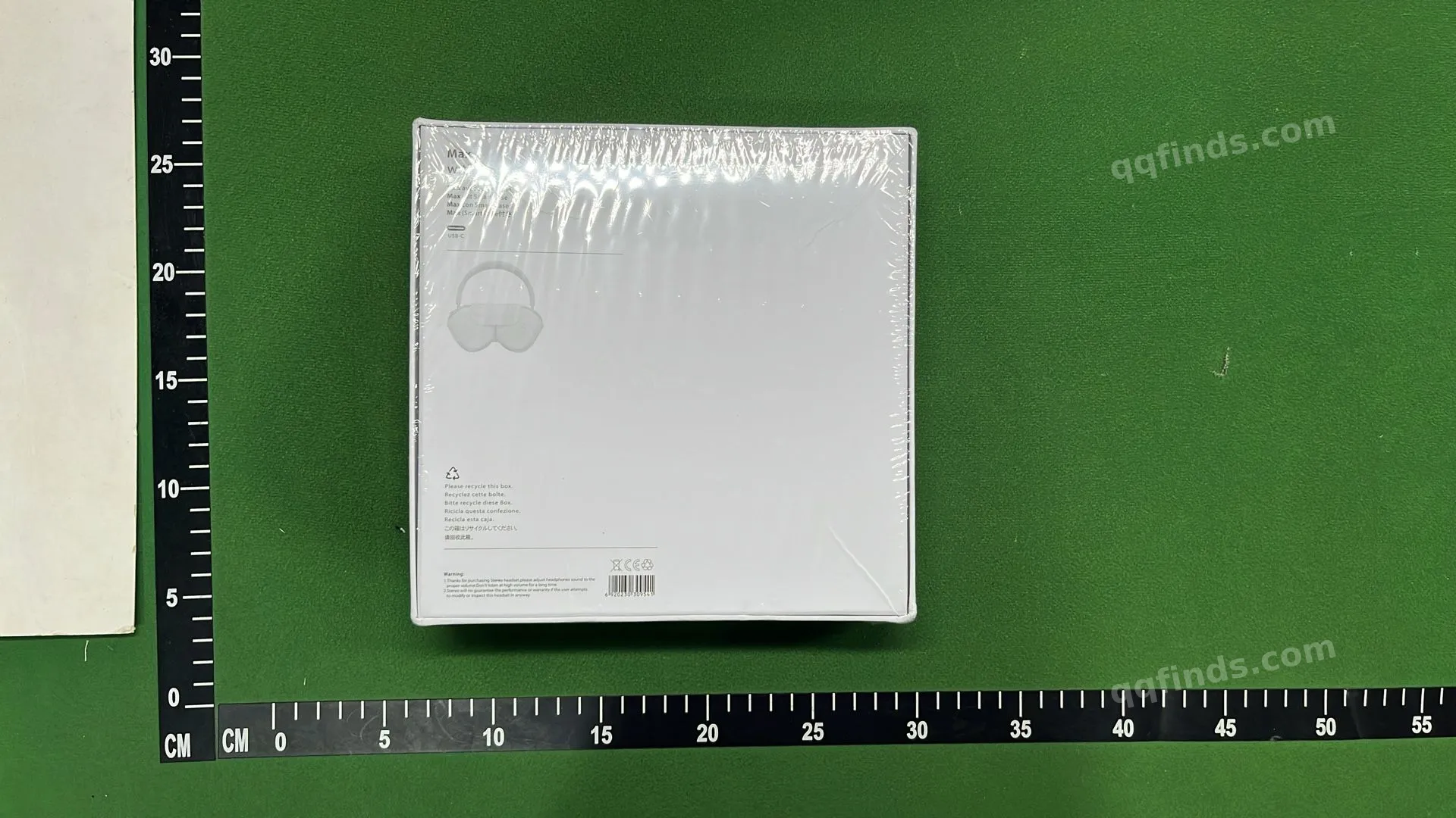 Apple AirPods and Headphones QC